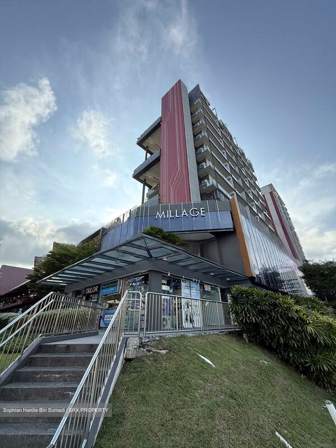 Millage (D14), Retail #463899251